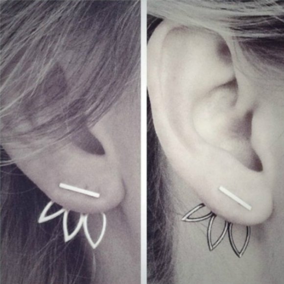 dazzling items Jewelry - Simple Gold Or Silver Lotus Stud Earring